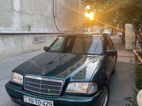 Mercedes C 180