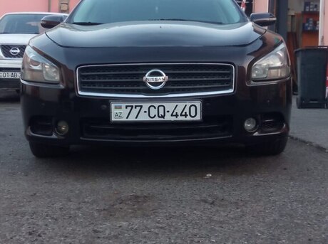 Nissan Maxima