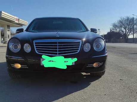 Mercedes E 280