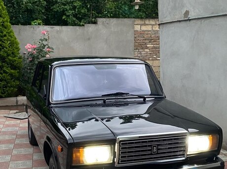 LADA (VAZ) 2107