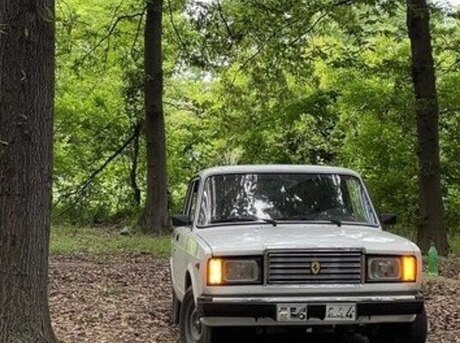 LADA (VAZ) 2107