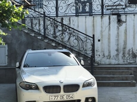 BMW 528