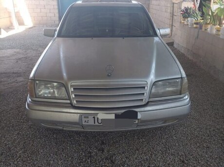 Mercedes C 220