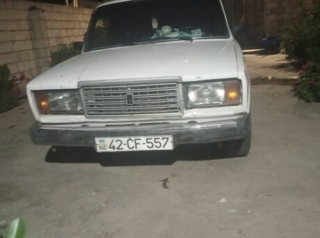 LADA (VAZ) 2107