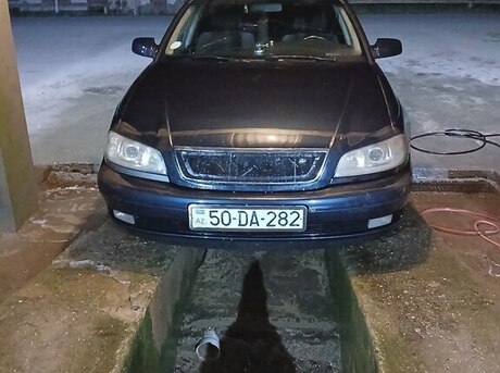 Opel Omega