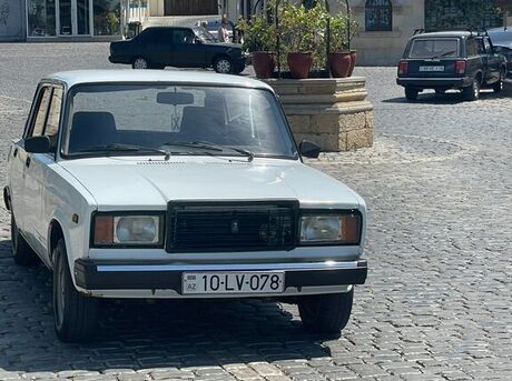 LADA (VAZ) 2107