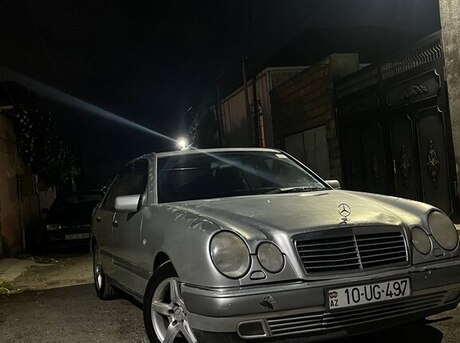 Mercedes E 320