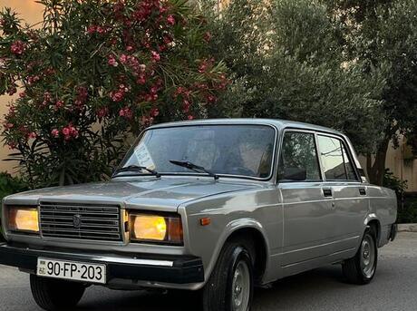 LADA (VAZ) 2107