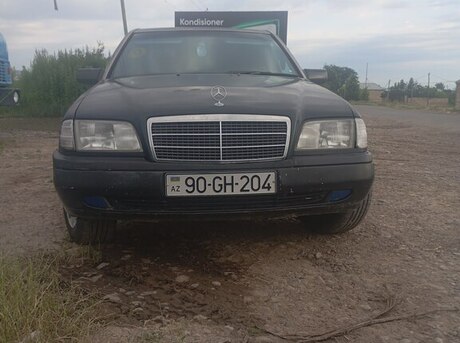 Mercedes C 180