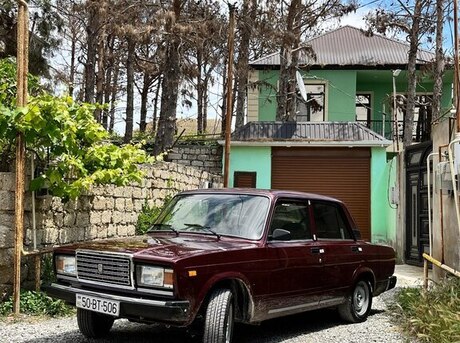 LADA (VAZ) 2107