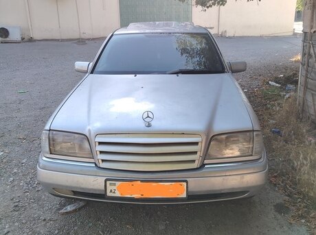 Mercedes C 220