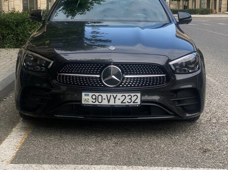 Mercedes E 300