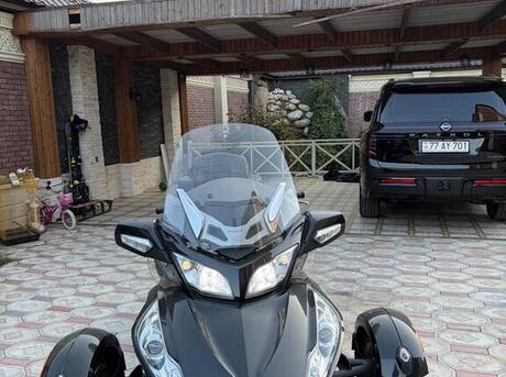 Can-Am Spyder RT