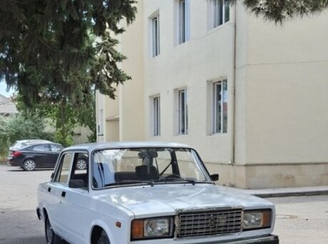 LADA (VAZ) 2107