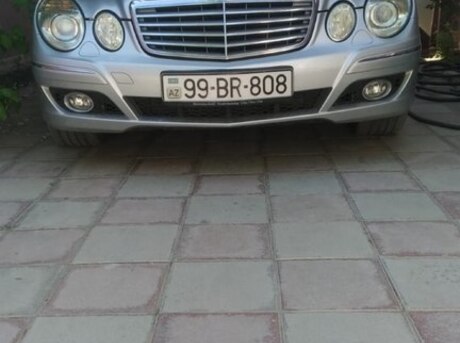 Mercedes E 280