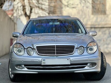 Mercedes E 270