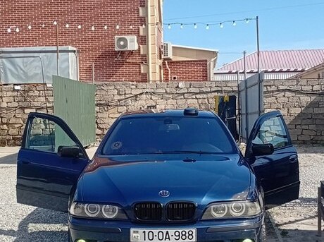 BMW 528