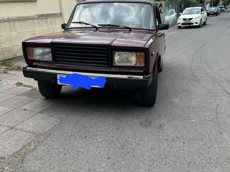 LADA (VAZ) 2107
