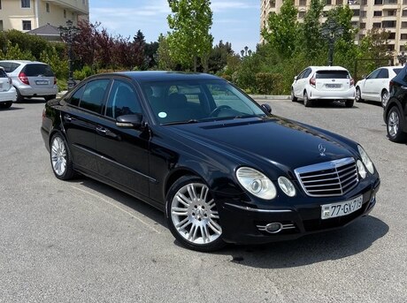 Mercedes E 280