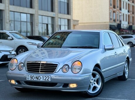 Mercedes E 280