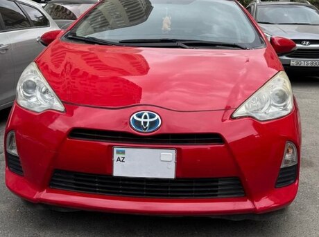 Toyota Prius C
