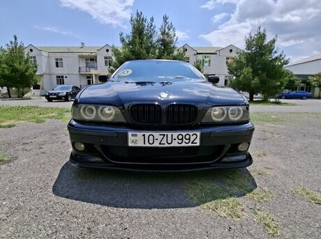 BMW 528