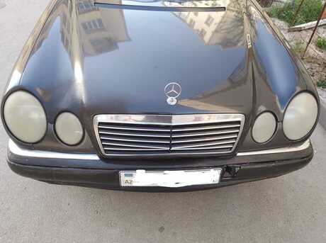 Mercedes E 230