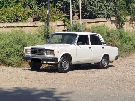 LADA (VAZ) 2107