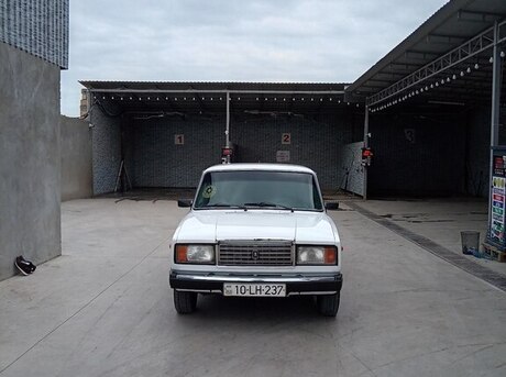 LADA (VAZ) 2107