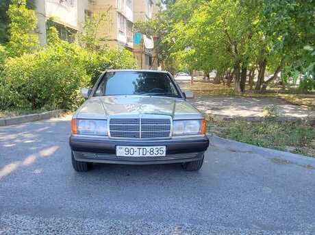 Mercedes 190