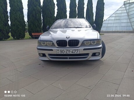 BMW 523