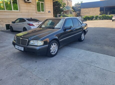 Mercedes C 220