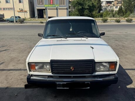 LADA (VAZ) 2107