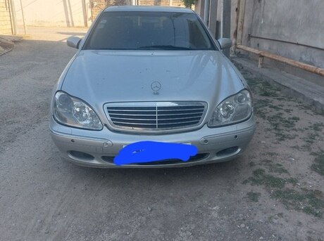 Mercedes S 320