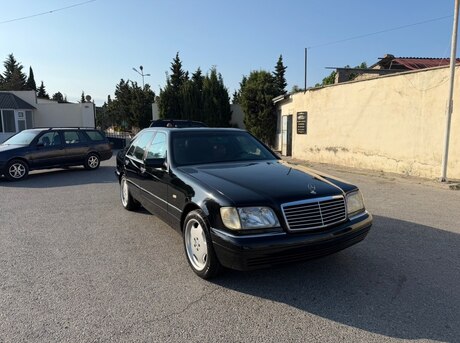 Mercedes S 320