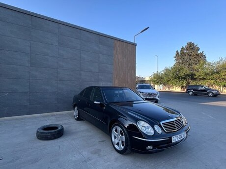 Mercedes E 220
