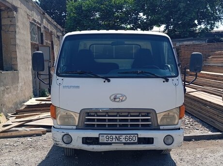 Hyundai HD-65
