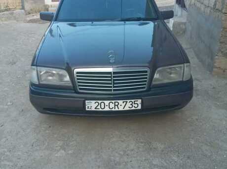 Mercedes C 200