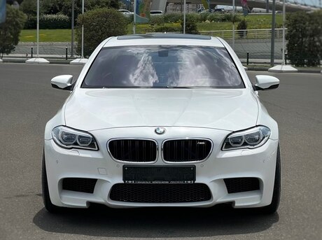 BMW 528