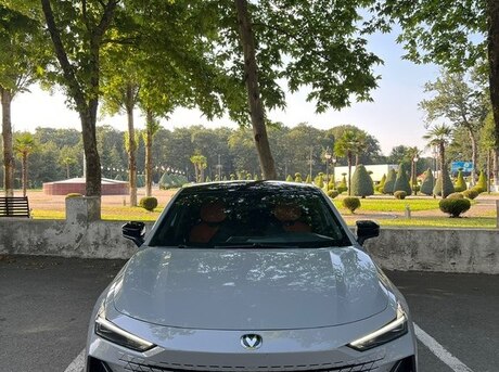 Changan Uni-V iDD