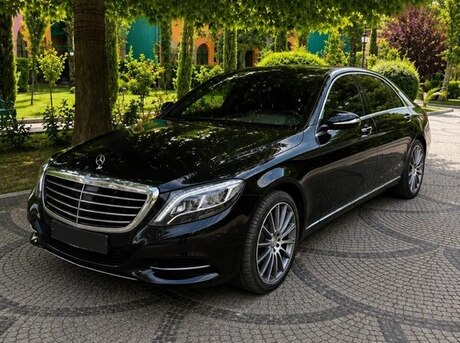 Mercedes S 400