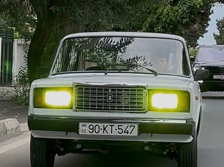 LADA (VAZ) 2107