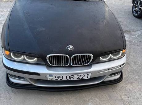 BMW 530