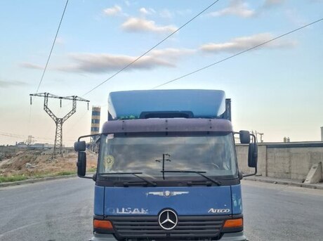 Mercedes Atego 815