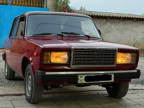 LADA (VAZ) 2107