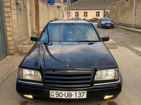 Mercedes C 220