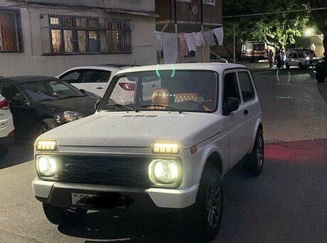 LADA (VAZ) Niva