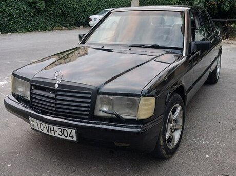 Mercedes 190