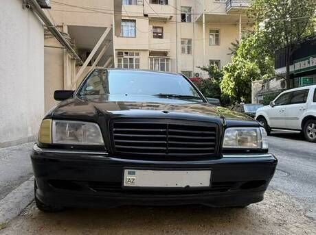 Mercedes C 280