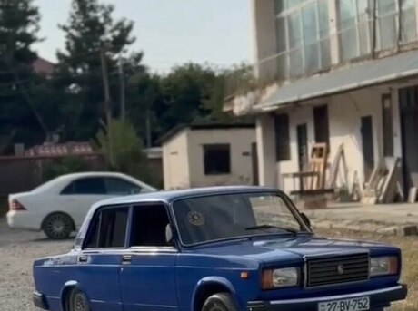 LADA (VAZ) 2107